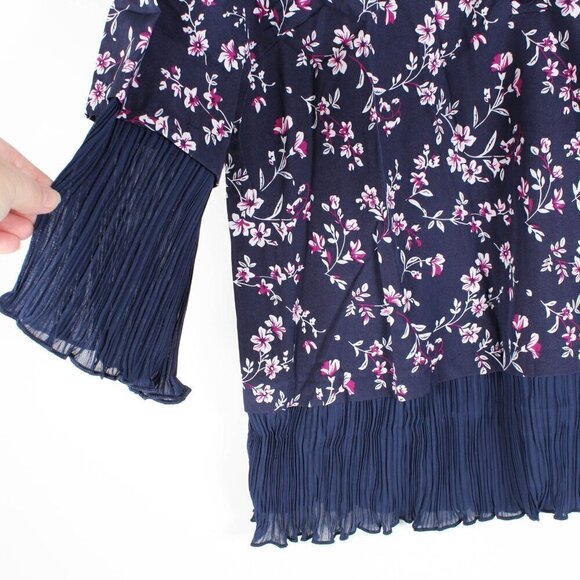 Bloomchic Ditsy Floral Pleated Cuffs Blouse, 1X, NWT - Picture 3 of 6